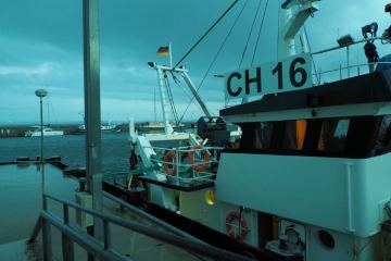 Im Netz der Zeit, Altes Kühlhaus Hafen Sassnitz, Ausstellungseröffnung, Foto © Olaf Spillner